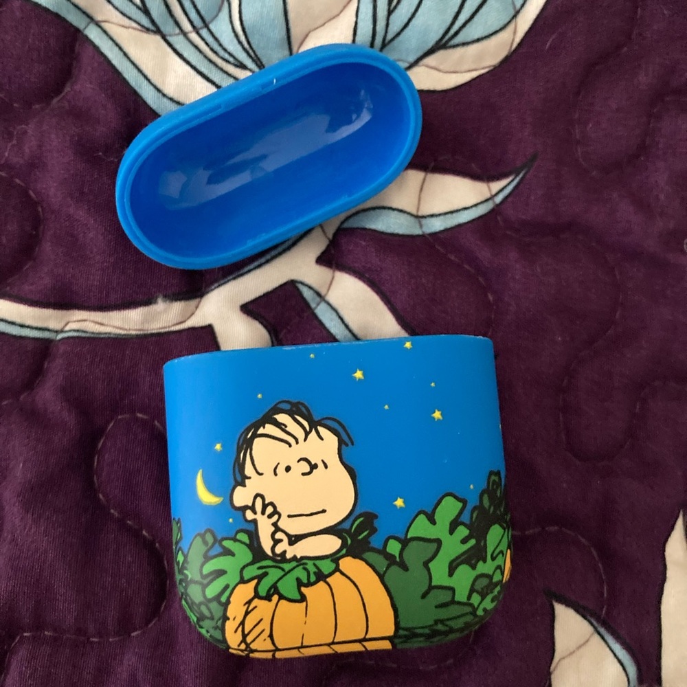 Peanuts Great Pumpkin AirPods Case